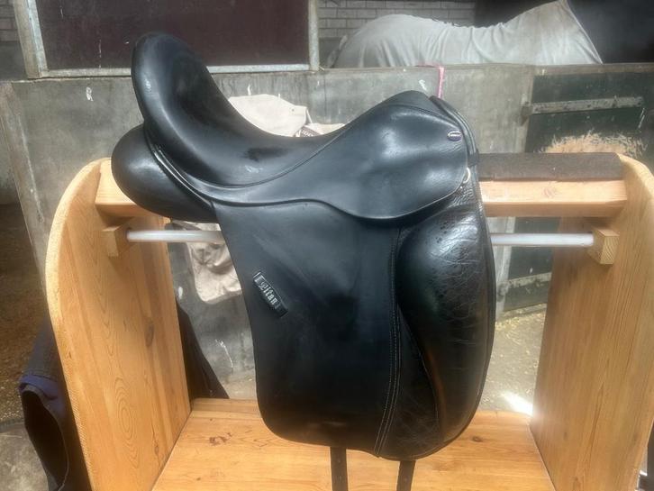 Euroriding titan 2, Dieren en Toebehoren, Paarden en Pony's | Zadels, Gebruikt, Dressuur, Ophalen