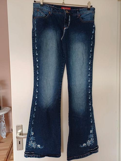 Retro vintage hippie jeans, spijkerbroek, mt 40/42, borduur, Kleding | Dames, Spijkerbroeken en Jeans, Zo goed als nieuw, W30 - W32 (confectie 38/40)