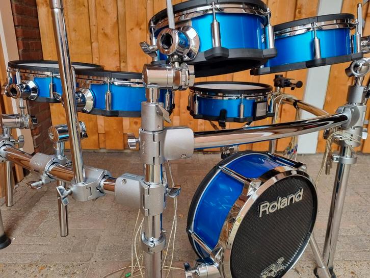 Degelijke Roland ketelset met rack  (TD20X) + BFD vst :-), Muziek en Instrumenten, Drumstellen en Slagwerk, Zo goed als nieuw