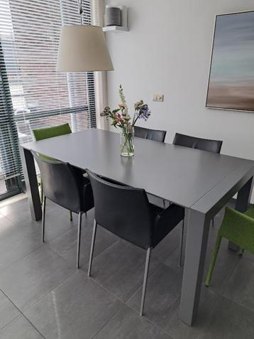 Eettafel, 90x175cm, uitschuifbaar tot 245 cm beschikbaar voor biedingen