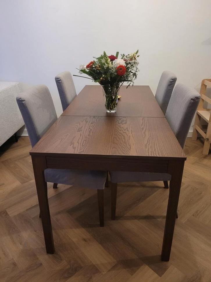 IKEA Dining Table Set (120/180cm, Brown) + 4 Chairs, Huis en Inrichting, Complete eetkamers, Zo goed als nieuw, 4 tot 6 stoelen