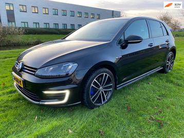 Volkswagen Golf 2015 * 1.4 TSI GTE * AUTOMAAT * LED * TOPSTA beschikbaar voor biedingen