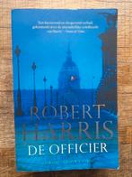 Robert Harris - De officier, Gelezen, Ophalen of Verzenden, Nederland, Robert Harris