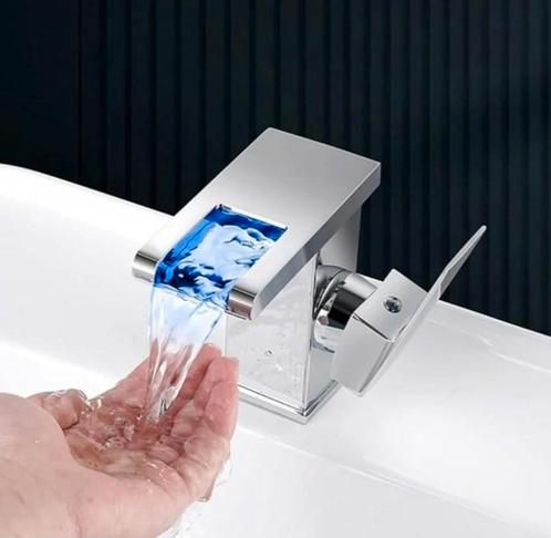 Design Waterval Wastafelkraan Mengkraan op Waterstroom Nieuw, Doe-het-zelf en Verbouw, Sanitair, Nieuw, Kraan, Chroom, Ophalen of Verzenden
