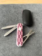 Victorinox Classic 2010 “Arrows”Zwitsers Zakmes, Ophalen of Verzenden, Zo goed als nieuw