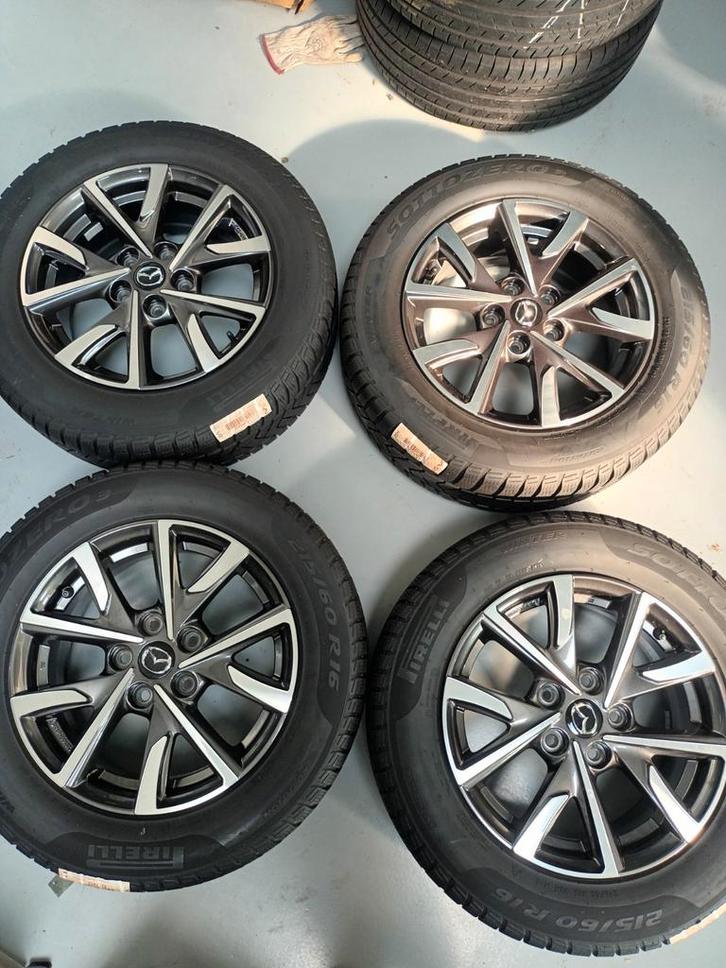 Mazda CX-3 Winterwielen Pirelli 215/60R16, Auto-onderdelen, Banden en Velgen, Banden en Velgen, Winterbanden, 16 inch, 215 mm