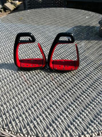 Freejump spring beugel beschikbaar voor biedingen