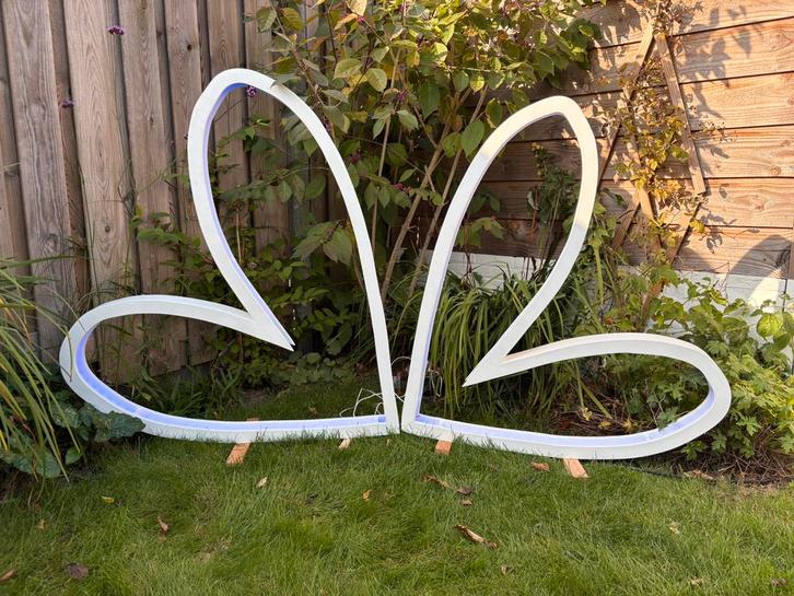 TE HUUR: Eyecatcher! LED Hart 1m Bruiloft / Event / Feest, Hobby en Vrije tijd, Feestartikelen, Nieuw, Versiering, Geboorte of Huwelijk