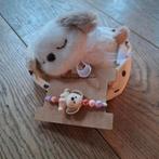 cadeau knuffel hond in mand + armband, Ophalen of Verzenden, Nieuw
