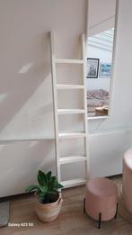 Witte stevige decoratie ladder, Ophalen, Gebruikt, 50 tot 100 cm, 25 tot 50 cm