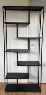 Basic Label WOOOD, Ophalen, Met plank(en), Gebruikt, Minder dan 150 cm
