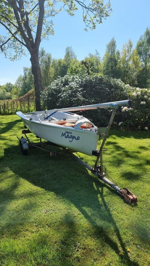 Boottrailer, Watersport en Boten, Boottrailers, Gebruikt, Overige typen, Minder dan 1500 kg, Minder dan 6 meter, Verstelbare verlichting