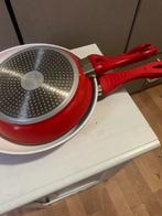 2 rode pannen, Ophalen, Zo goed als nieuw, Rvs, Pannenset