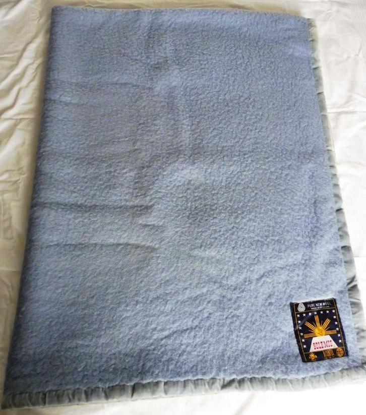 Prachtige Sole Mio wollen deken 150 x 200 cm wol, Huis en Inrichting, Woonaccessoires | Plaids en Woondekens, Zo goed als nieuw