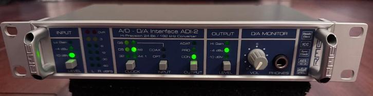 RME ADI-2 hi-end convertor, Audio, Tv en Foto, Converters, Zo goed als nieuw, Ophalen of Verzenden