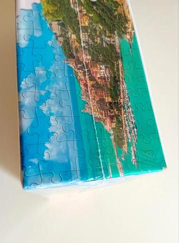 Nieuwe puzzel 2000 stukjes + 1 mooie puzzel gratis erbij beschikbaar voor biedingen