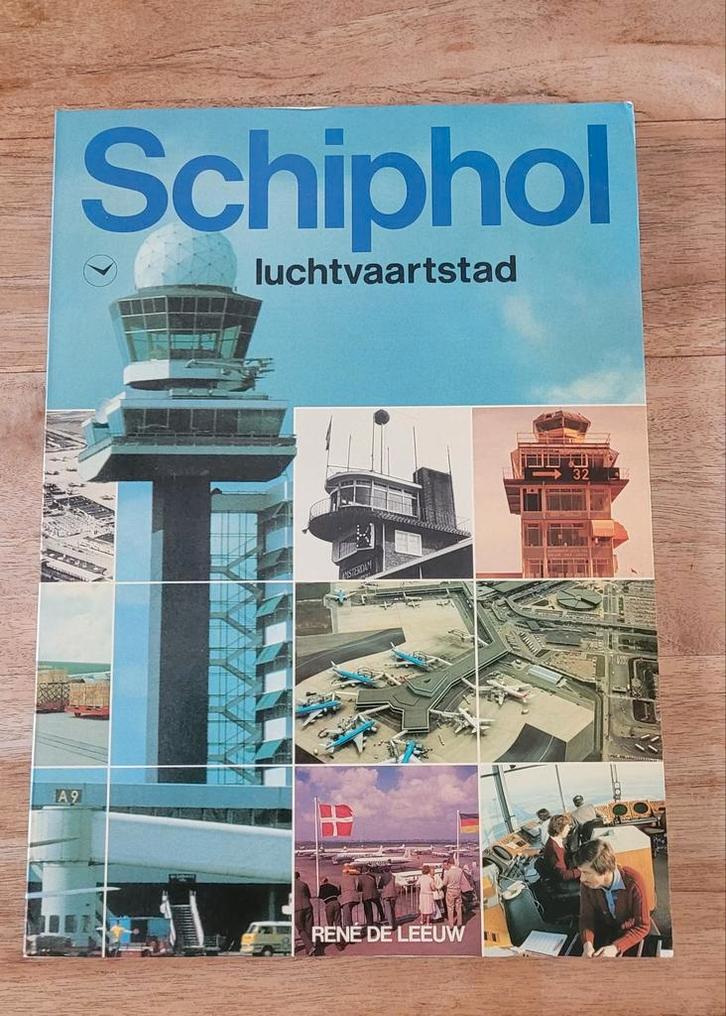 Schiphol Luchtvaartstad, Boeken, Vervoer en Transport, Gelezen, Vliegtuig, Ophalen of Verzenden