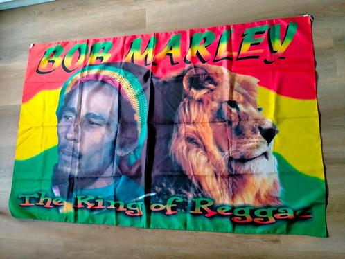 Bob Marley the King of Jamaica vintage reggae muziek vlag, Verzamelen, Muziek, Artiesten en Beroemdheden, Zo goed als nieuw, Verzenden