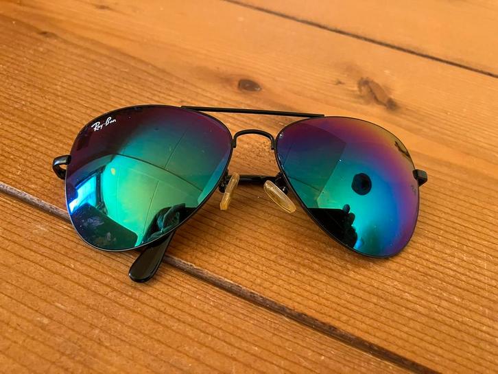 Zonnebril, Sieraden, Tassen en Uiterlijk, Zonnebrillen en Brillen | Dames, Gebruikt, Overige merken, Ophalen of Verzenden