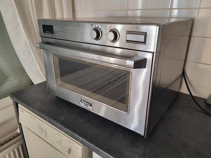 Professionele Horeca Magnetron, Witgoed en Apparatuur, Magnetrons, Zo goed als nieuw, Vrijstaand, Magnetron, 60 cm of meer, Hete lucht