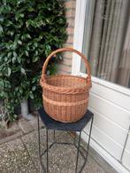 Ronde rieten mand, Ophalen, Zo goed als nieuw, Rond, Riet