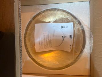 Goud met mat zwarte waskom- Nieuw in doos beschikbaar voor biedingen