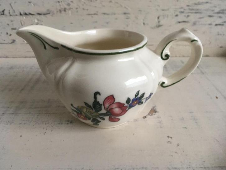 Villeroy & Boch Alt Strassburg melkkannetje, Antiek en Kunst, Antiek | Servies los, Ophalen of Verzenden