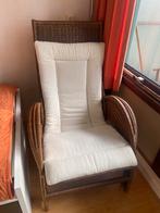 2x rieten stoelen met crème kussens, Ophalen of Verzenden, Zo goed als nieuw, 50 tot 75 cm
