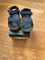 Teva Hurricane sandalen maat 24/25 blauw in goede conditie, Gebruikt, Overige typen, Jongen, Teva