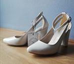 Ivoor schoenen maat 37, Kleding | Dames, Schoenen, Nieuw, Ophalen of Verzenden, Wit, Pumps