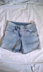 Korte broek lichtblauw maat 34, Kort, Blauw, Ophalen of Verzenden, Zo goed als nieuw