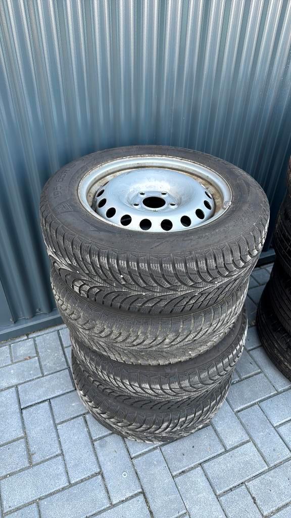 Winterset Peugeot Partner 2020. Stalen velgen, Auto-onderdelen, Banden en Velgen, Banden en Velgen, Winterbanden, 15 inch, 195 mm