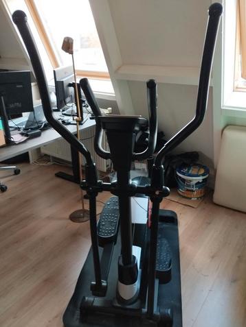 Focus Fitness Fox 3 iPlus crosstrainer 