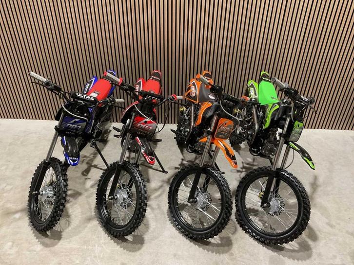 Ultra Motocross DB001 110CC crossmotor dirtbike nieuw ‼️, Fietsen en Brommers, Minibikes, Midibikes en Pitbikes, Nieuw, Dirtbike