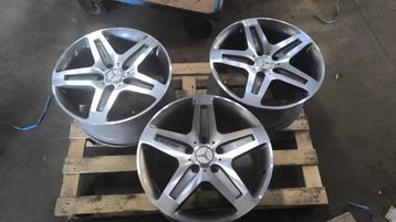 MERCEDES G-klasse W460 of W461 felgen beschikbaar voor biedingen