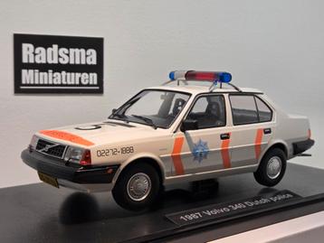 Volvo 340 Nederlandse Politie 1987 - 1:18 Triple9 beschikbaar voor biedingen
