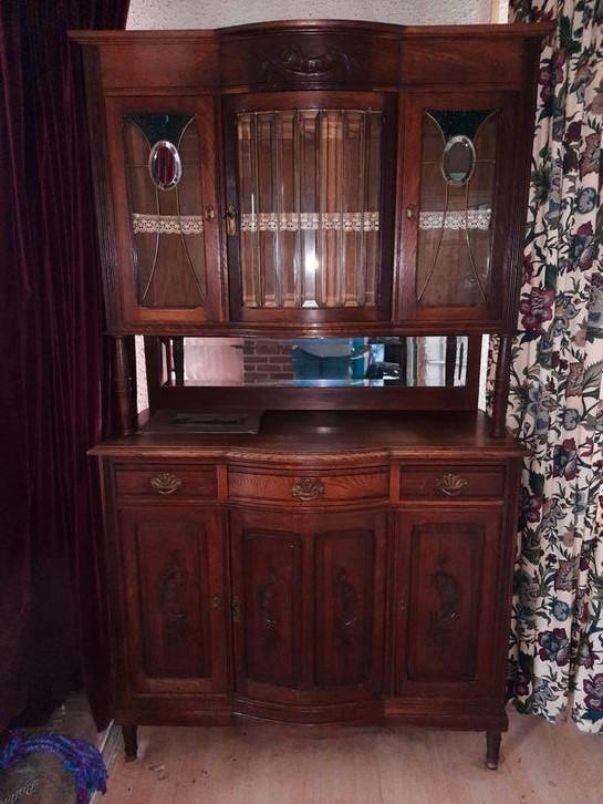 Antieke klassieke buffetkast, Antiek en Kunst, Antiek | Meubels | Kasten, Ophalen