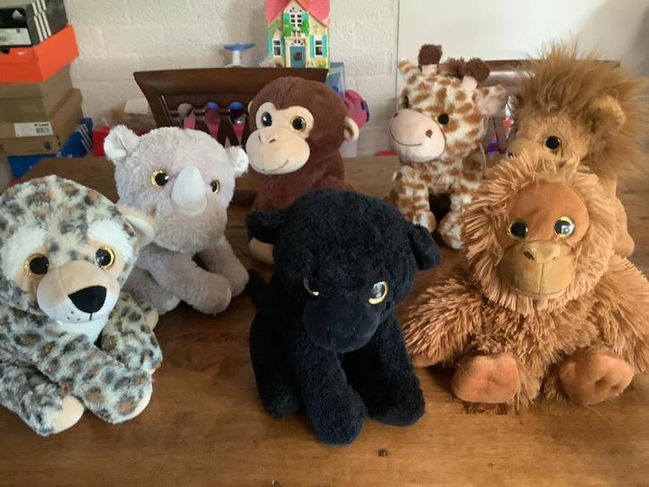 Diverse grotere jungle dieren knuffels tbv KIKA, Kinderen en Baby's, Speelgoed | Knuffels en Pluche, Zo goed als nieuw, Overige typen