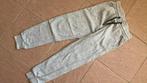 Trainingsbroek maat 134/140, Ophalen of Verzenden, Zo goed als nieuw, Broek