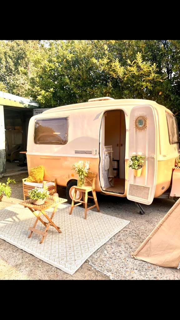 Caravan te koop,Lichtgewicht/ Lander340 Retro met luifel, Caravans en Kamperen, Caravans, Bedrijf, tot en met 3, 500 - 750 kg