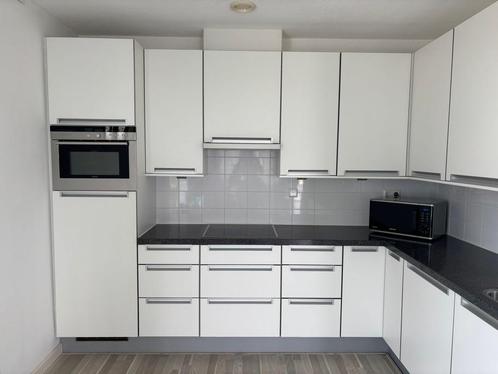 Tweedehands Keuken te Koop – Secondhand Kitchen, Huis en Inrichting, Keuken | Complete keukens, Gebruikt, Hoekkeuken, Wit, Graniet of Steen