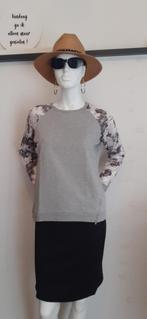 Truitje / trui grijs met viooltjes van Atmosphere maat 40 !, Kleding | Dames, Maat 38/40 (M), Atmosphere, Nieuw, Ophalen of Verzenden