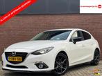 Mazda 3 2.0 GT-M 180 PK | NL-AUTO! | DEALER OH! | LEDER!, Gebruikt, Zwart, 4 cilinders, Wit