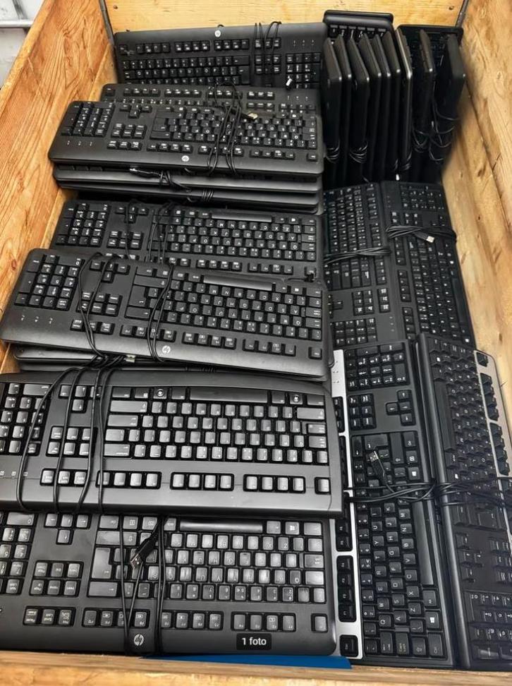 Partij gebruikte toetsenborden, mix merk/model, Computers en Software, Toetsenborden, Gebruikt, Qwerty, Bedraad, Ophalen of Verzenden