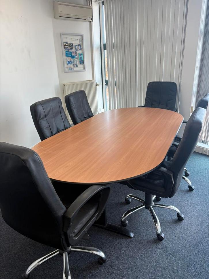 Luxe vergadertafel, Huis en Inrichting, Complete eetkamers, Zo goed als nieuw, 4 tot 6 stoelen, Ophalen