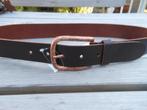 Mooie donkerbruine leren riem met een rood koperen gesp, 80 tot 90 cm, Verzenden, Echt leder, Nieuw