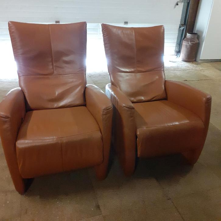 2 Leren relax fauteuils ,met hand verstelbaar., Huis en Inrichting, Fauteuils, Gebruikt, Leer, 50 tot 75 cm, 75 tot 100 cm, Ophalen of Verzenden