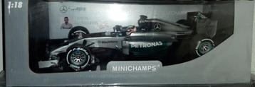 Minichamps 1:18 F1 Lewis Hamilton 2014 China GP beschikbaar voor biedingen