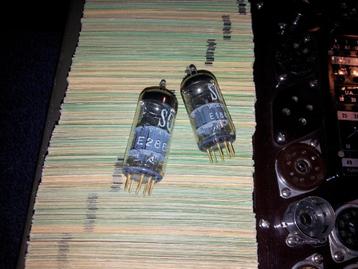 1x philips E188cc en 1x philips E288cc beschikbaar voor biedingen