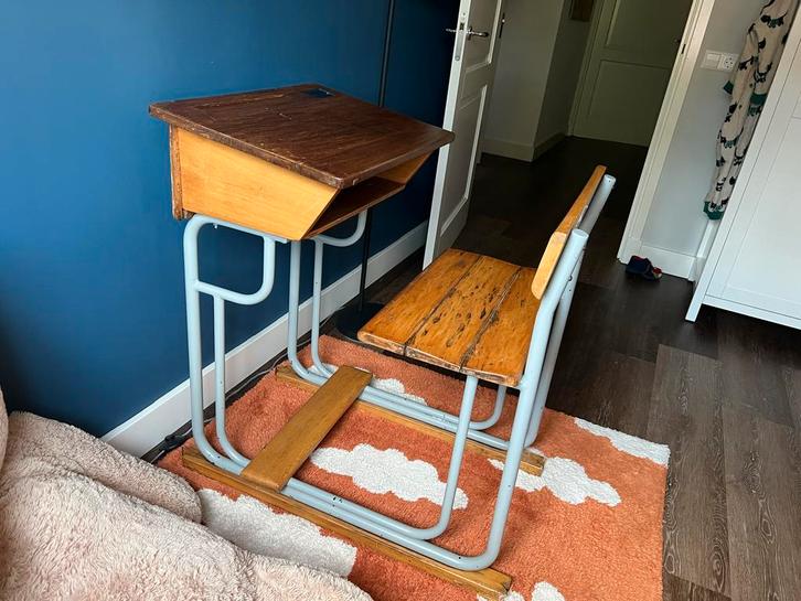 Vintage Schoolbank Lessenaar - Jaren '50, Kinderen en Baby's, Kinderkamer | Tafels en Stoelen, Gebruikt, Tafel(s) en Stoel(en)